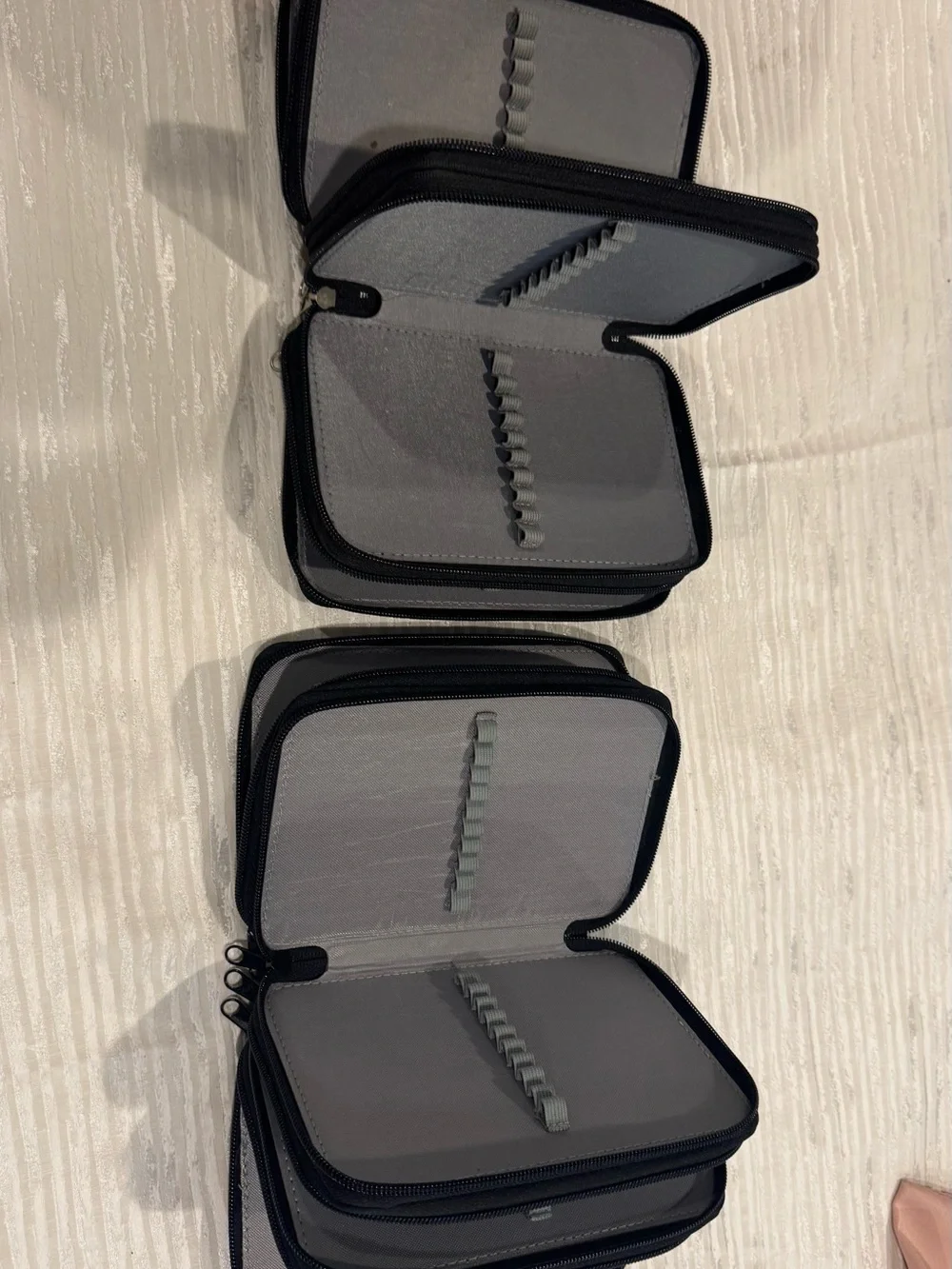 N/A compact black